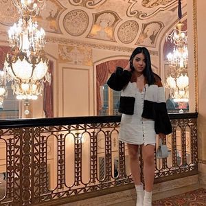 Meet your Posher, Denise